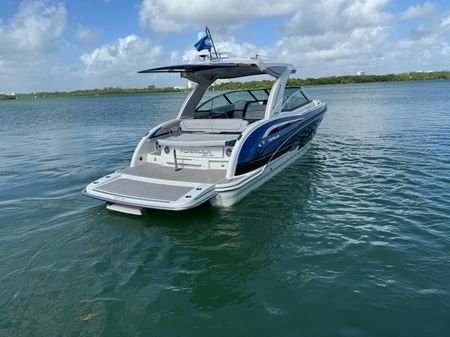 Formula 350 FX Crossover Bowrider image