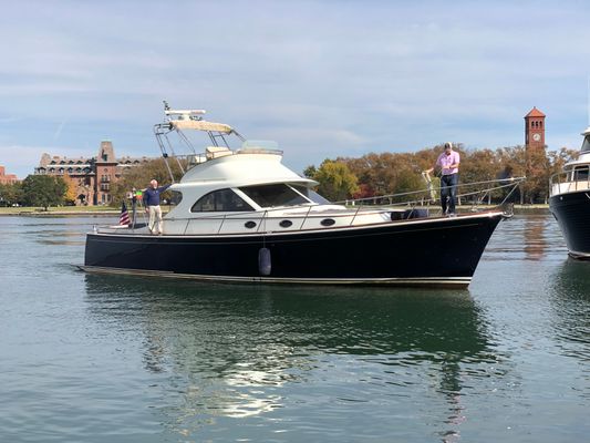 San Juan 48 flybridge - main image