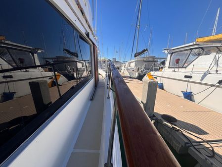 Ocean-yachts TRAWLER-42-2 image