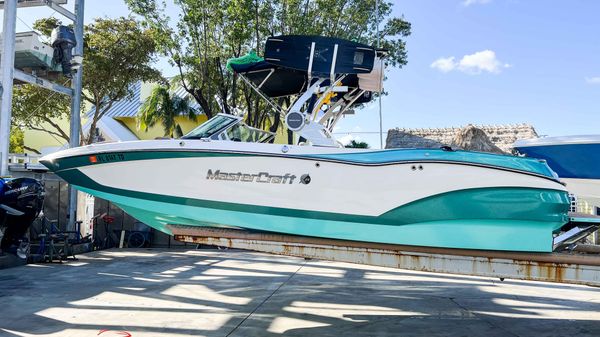 Mastercraft X24