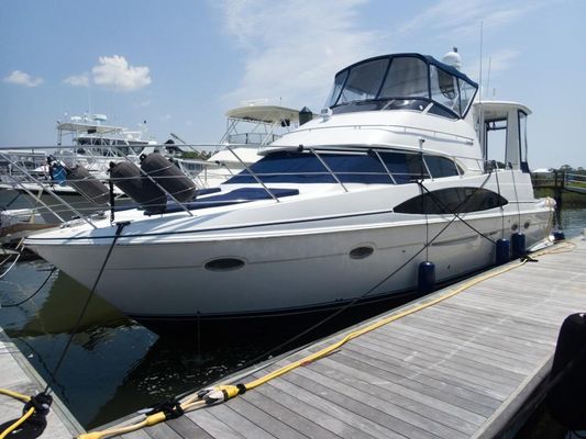 Carver 444 Cockpit Motor Yacht - main image