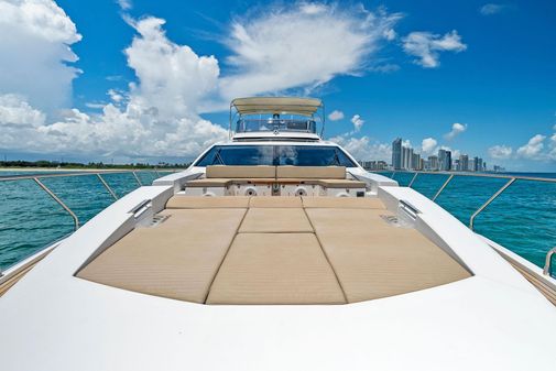 Azimut 77S image