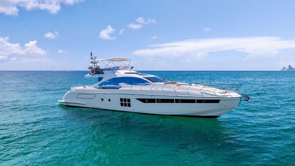 Azimut 77S image