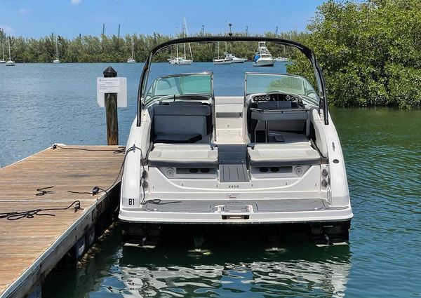 Regal 3200 Bowrider image