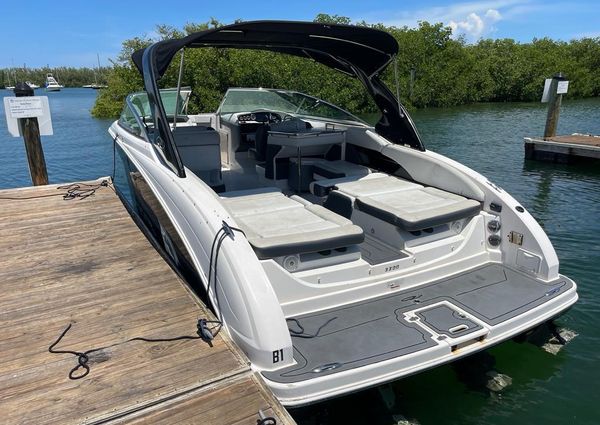 Regal 3200 Bowrider image