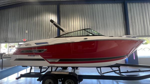 Monterey 258SS