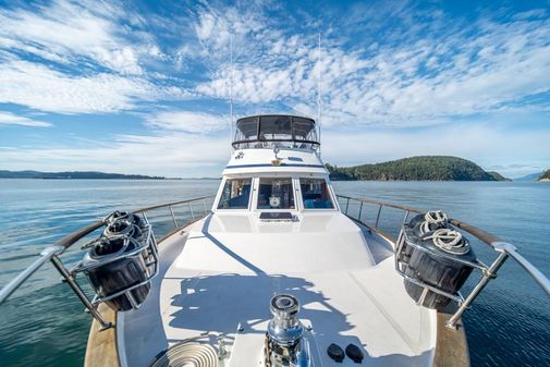 Ocean Alexander Cockpit M/Y image