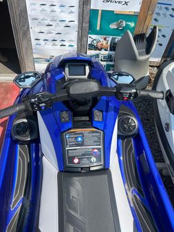 Yamaha-waverunner GP-SVHO image