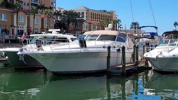 Sea Ray 440 Sundancer