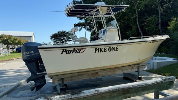 Parker 2100 Center Console 