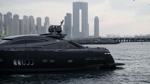 Sunseeker Predator 95 image