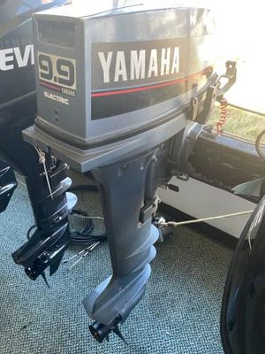 Yamaha Outboards 9.9 - main image