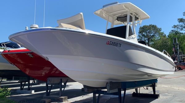 Boston Whaler 240 Dauntless