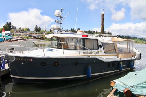 Ranger Tugs R-29 image