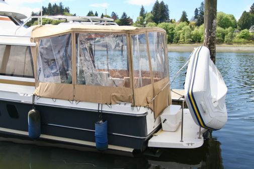 Ranger Tugs R-29 image