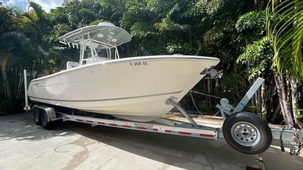 Cobia 261 Center Console 