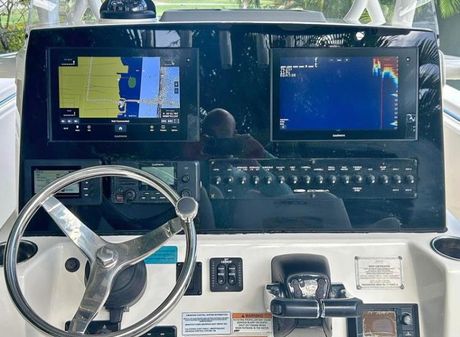 Cobia 261 Center Console image