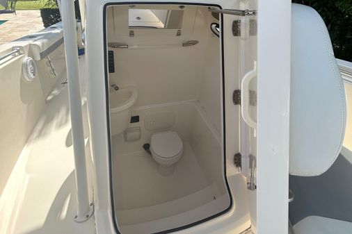 Cobia 261 Center Console image