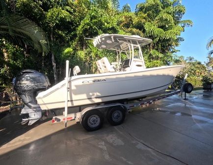 Cobia 261 Center Console image