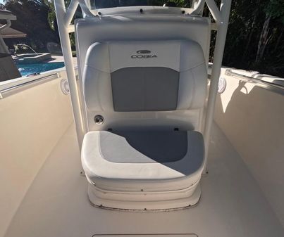 Cobia 261 Center Console image