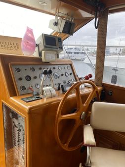 Ocean-alexander 54-COCKPIT-MOTORYACHT image