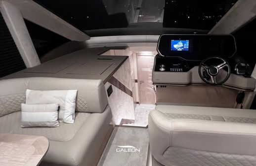 Galeon 560 Fly image