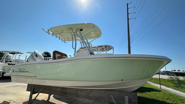 Pioneer 202 Sportfish
