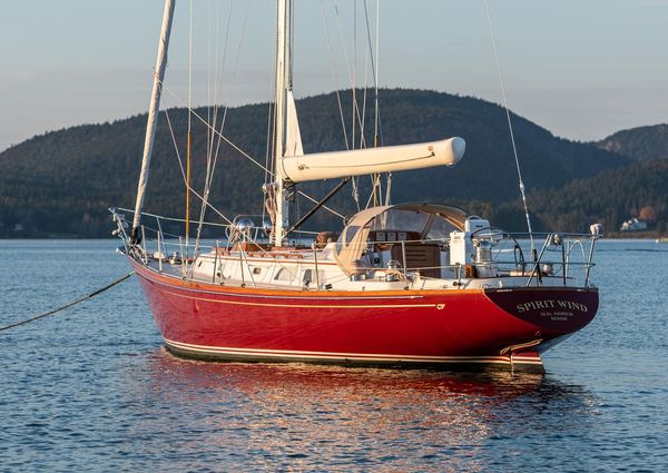 Hinckley Sou'wester 43 Sloop image