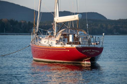 Hinckley Sou'wester 43 Sloop image