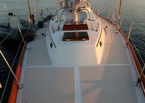 Hinckley Sou'wester 43 Sloop image