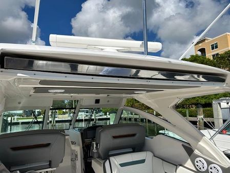 Tiara Sport 34 LX image