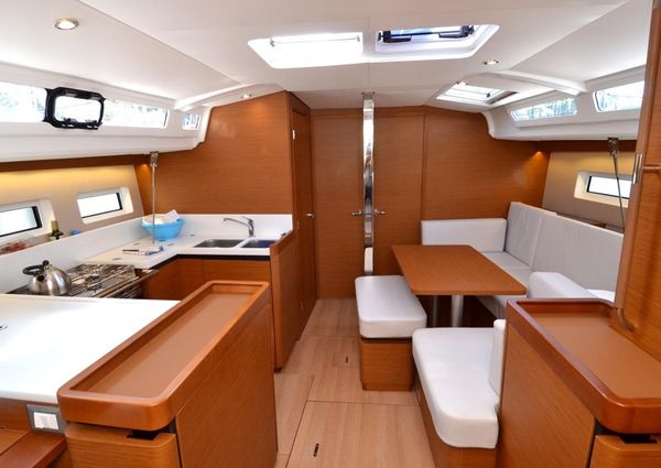 Jeanneau Sun Odyssey 440 image