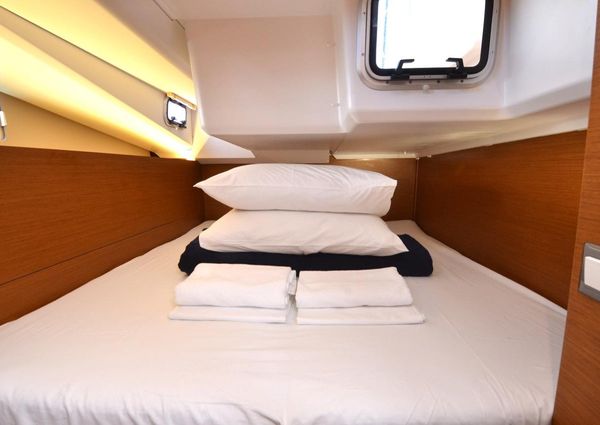 Jeanneau Sun Odyssey 440 image