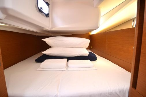 Jeanneau Sun Odyssey 440 image