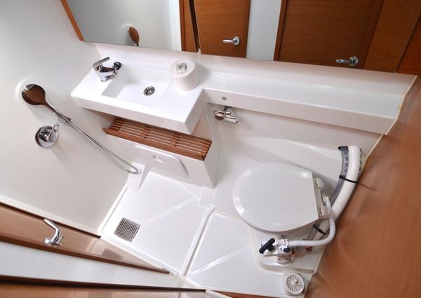 Jeanneau Sun Odyssey 440 image