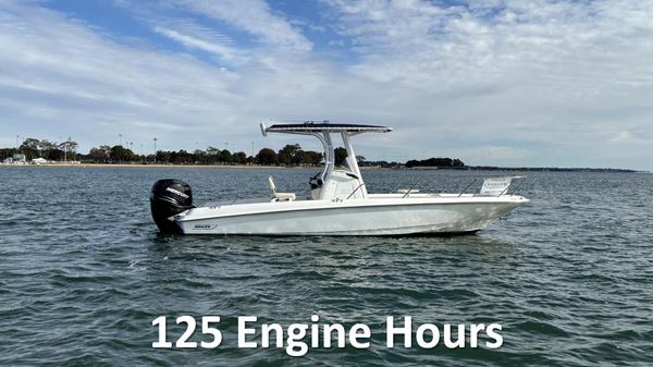 Boston Whaler 240 Dauntless 