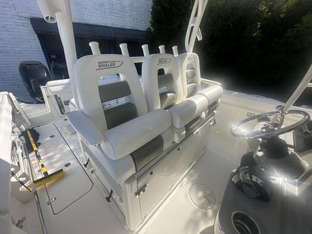 Boston Whaler 350 Outrage image