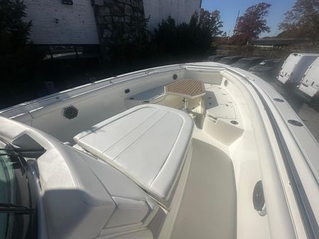 Boston Whaler 350 Outrage image