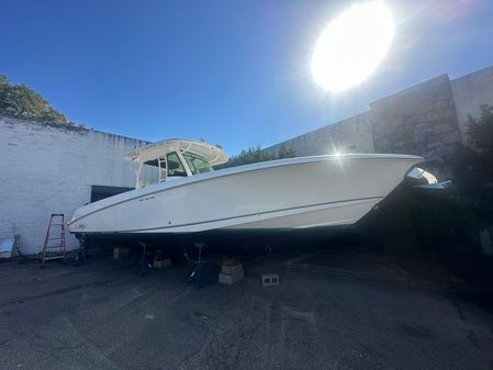 Boston Whaler 350 Outrage image