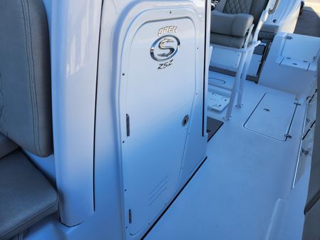 Sportsman OPEN-252-CENTER-CONSOLE image