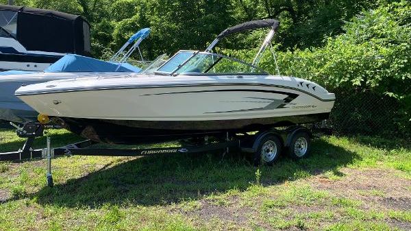 Chaparral 21 SSI Sport 