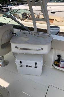 Boston-whaler 230-VANTAGE image