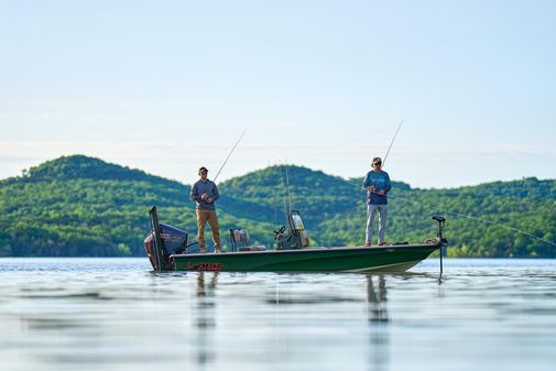 Mako 18-PRO-SKIFF-BACKWATER-EDITION image