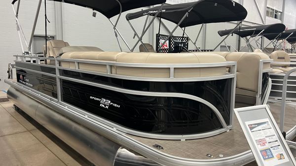 Sun Tracker SportFish 22 DLX 