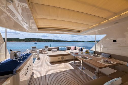 Ferretti Yachts Ferretti 881 RPH image