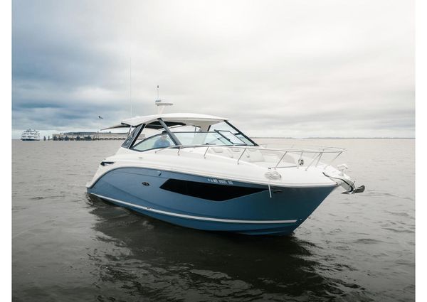 Sea Ray Sundancer 320 image