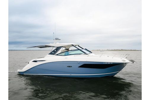 Sea Ray Sundancer 320 image