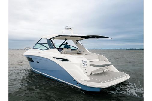 Sea Ray Sundancer 320 image