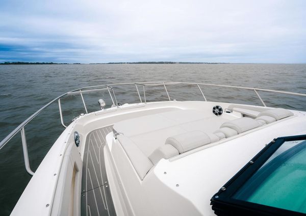 Sea Ray Sundancer 320 image