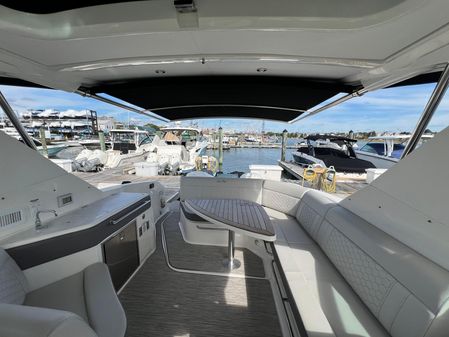 Sea Ray Sundancer 320 OB image